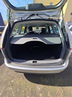 Ford focus  2009 - 9
