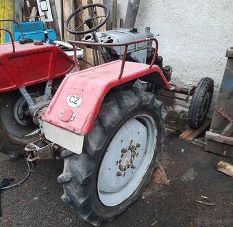 Prodám traktor Steyr - 9