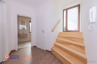Pronájem moderního bytu 3+kk s terasou – 90 m², Langrova uli - 9