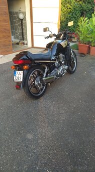Yamaha xz 550 - 9