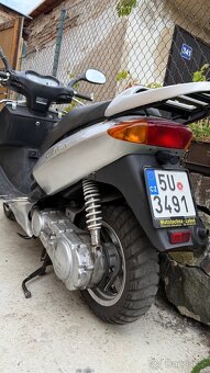 Skútr Daelim Otello sg 125 (aut do 11kw, ř.sk.,,B”) - 9