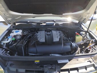 VOLKSWAGEN TOUAREG 3,0TDI,180KW,DVOJÍ SADA KOL - 9