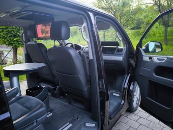 VW Multivan 2,0TDi 132kw 4x4 Higline DSG - 9