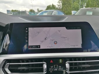 BMW Řada 3 2.0 318D A/T,Kůže,Ambient. - 9