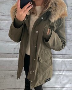 Zimní khaki parka CALVIN KLEIN vel. S/M - 9