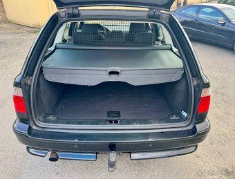 BMW Řada 5 e39 520i 125kW.Touring.Tažné. - 9