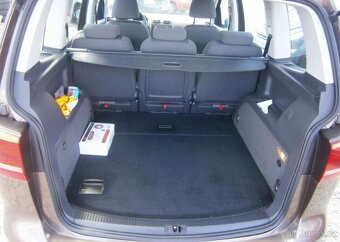 Volkswagen Touran 1.6TDi CZ,1.maj,serviska,2x ko nafta - 9