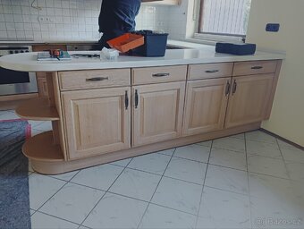 Prodám landhaus linku 11m se všemi spotřebiči - 9