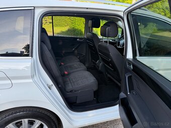 Touran 2.0 tdi 110 kw highline navi led pano kamera - 9