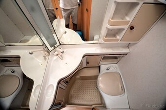 Karavan Hobby De Luxe 450 UB - 9