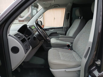 VW CARAVELLE T5.1,AC,WEBASTO,8míst,161tkm,TZ,1.maj,DPH - 9
