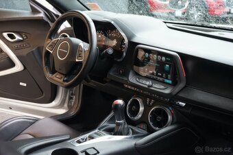 2018 Chevrolet Camaro 2SS Convertible RWD 6.2 - 9