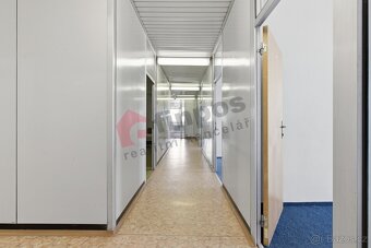 Pronájem komerčních prostor - 19 kanceláří - 556 m2 - Tábor - 9