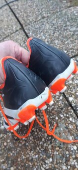kopacky Adidas Predator 42 - 9
