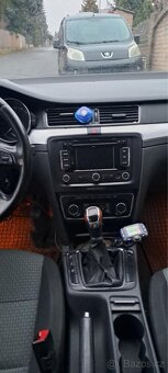 Superb 2012 1.6 nafta - 9