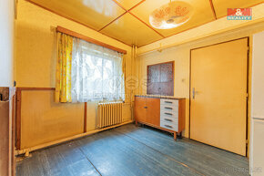 Prodej rodinného domu, 170 m², Byšice, ul. Komenského - 9