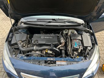 Opel Astra J 1.7 CDTI, 81 kW, nafta - 9