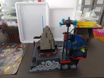 LEGO Space 6959 Lunar Launch Site +návod - 9
