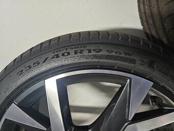 19" letní sada kol Aniara na Škoda Superb 4 - 9