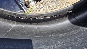Letní pneu 235/35/19 Michelin - 9
