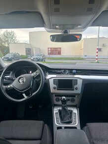 Volkswagen Passat 2.0TDI 110kw - 9