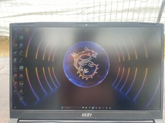 MSI Katana 17 B13VFK-249CZ - 9