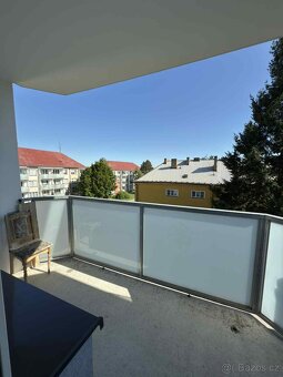 Prodej bytu 2+1 po kompletní rekonstrukci - 9