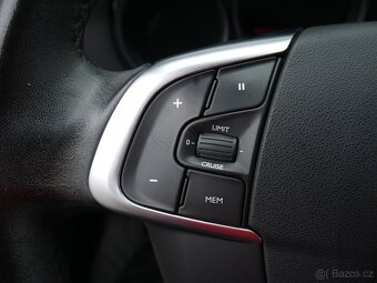 Citroën C4 1.4 VTi , 70 kW benzín, 2011 - 9