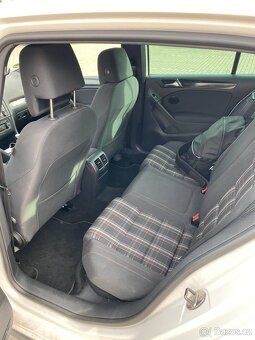 Golf 6 GTI Manual najeto 180tisic km - 9