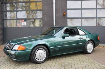 Mercedes-Benz SL 500 V8 Hardtop z roku 1989 - 9