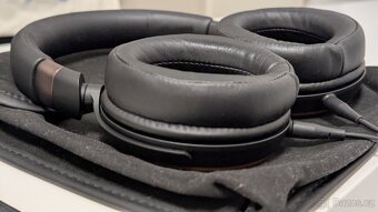 Audio-Technica ATH-WP900 - 9