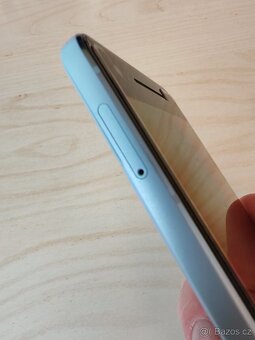 Google Pixel 2 – ve velmi dobrém stavu - 9