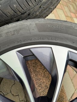Alu kola Aronia Škoda 5X112 R19 s letními pneu - 9