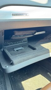 Audi A6 Avant automat, kůže max výbava poškozený motor - 9