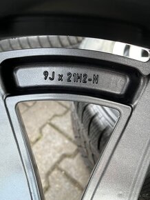 Mercedes GLS 167 AMG, kola 21" zimní - 9