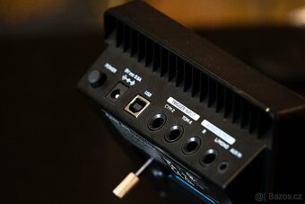 Elektronické bicí Alesis nitro max s přidaným tomem a crahem - 9