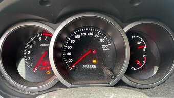 Suzuki Grand Vitara 1.6i 4x4 - 9