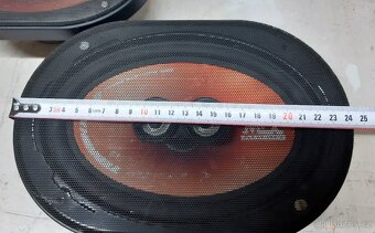 Autorádio a reproduktory - 9