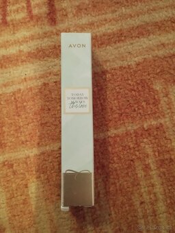parfémy avon - 9