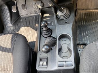 Lada Niva legend 4x4 1.7 i - 9
