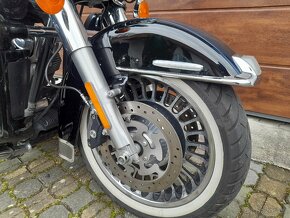 Harley-Davidson FLHTK Ultra Limited 103 - 9