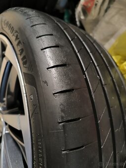 ALU kola Škoda Superb 3 5x112 r19 Originál, pneu ZÁNOVNÍ 99% - 9