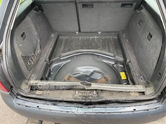 Audi A4 1,9 TDi 96kW Havarované - 9