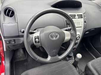 Toyota Yaris 1.0i , 51 kW benzín, 2009 - 9