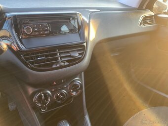 Peugeot 208 1.0 i ,  50 kW benzín, 2014 - 9