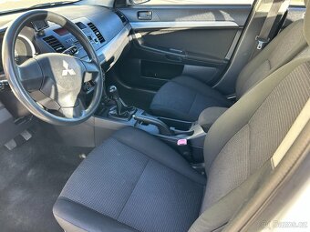 Mitsubishi Lancer 1.6 i MIVEC Sportback - 9