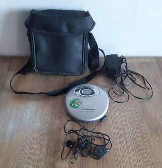 retro discman Sony D-EJ615 - 9