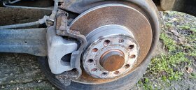 vw touran 1T1 1T2 1T3 blatníky kapota stěna chladiče výztuha - 9