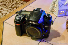 Nikon D7000 telo - 9