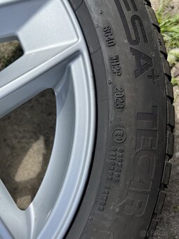 original Audi A4 r17 8W0601025D - 9